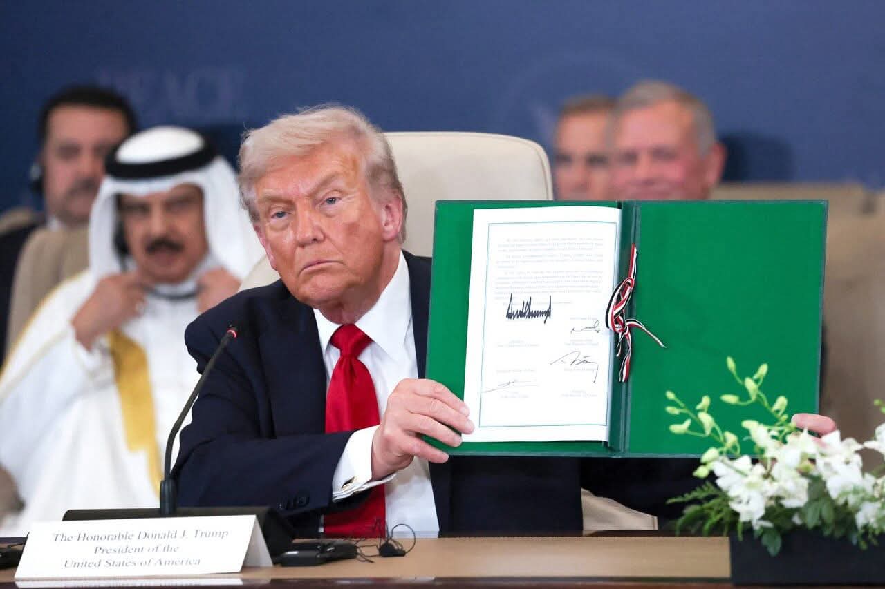 توقيع اتفاق السلام شرم الشيخ