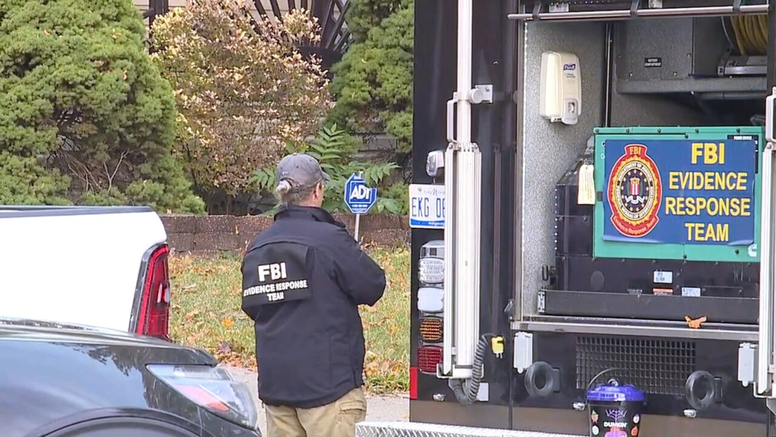 إحباط مخطط إرهابي في ديربورن بولاية ميشيغان: الـ FBI يعتقل خمسة شبان قبل تنفيذ هجوم في عيد الهالوين