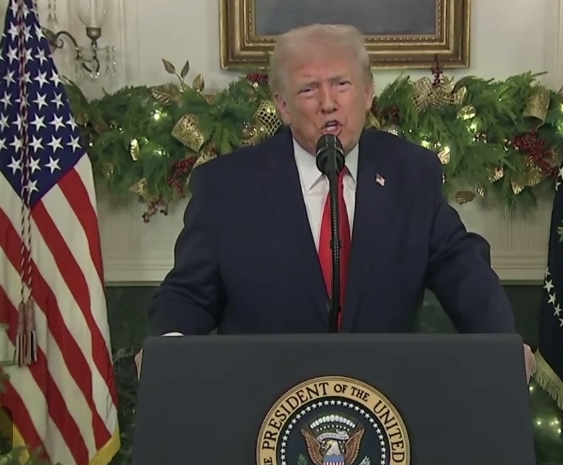 ترامب يعلن مكافأة "توزيعات المحارب" بقيمة 1776 دولاراً للعسكريين في خطاب تلفزيوني نادر