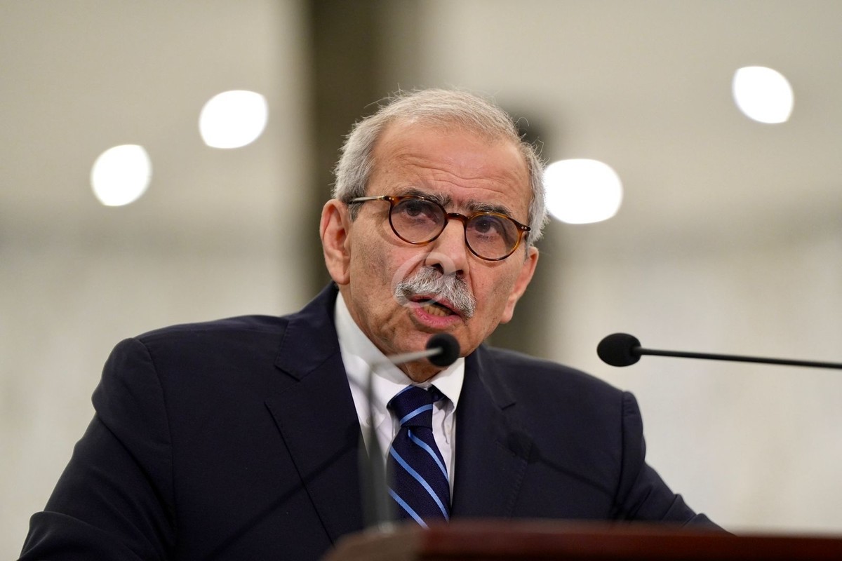 نواف سلام: قرار الحرب والسلم بيد الدولة ولبنان ضحية صراعات إقليمية